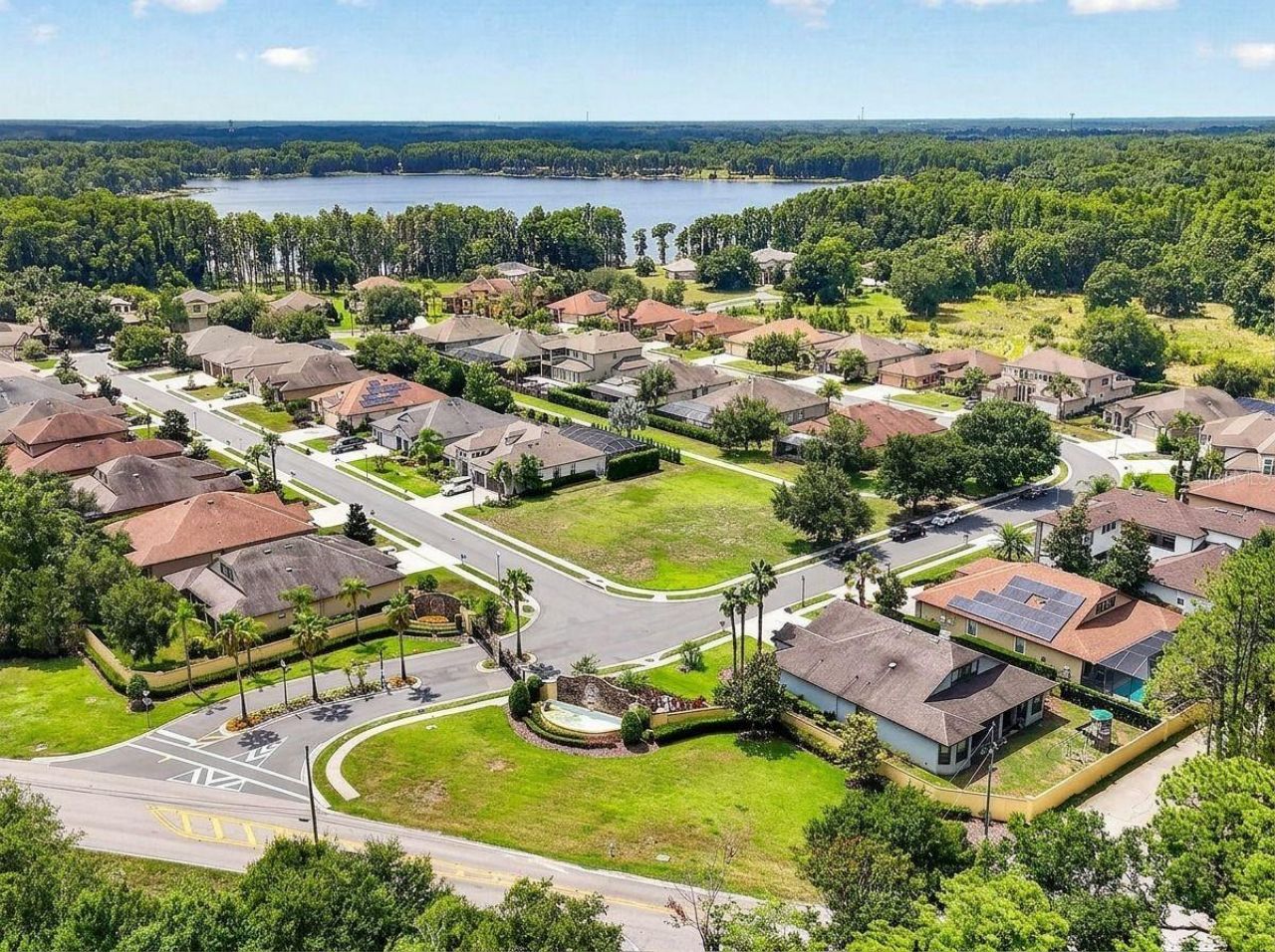 4760 Lago Vista Circle, Land O Lakes, FL 34639 Photo