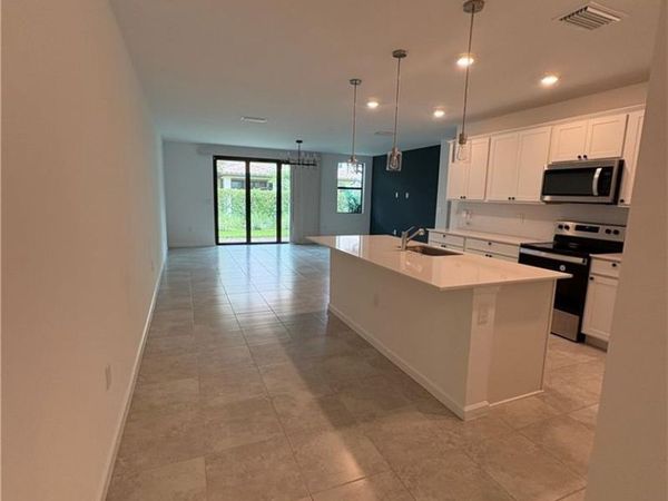 1545 Lake Jessup CIR , CAPE CORAL, FL 33909