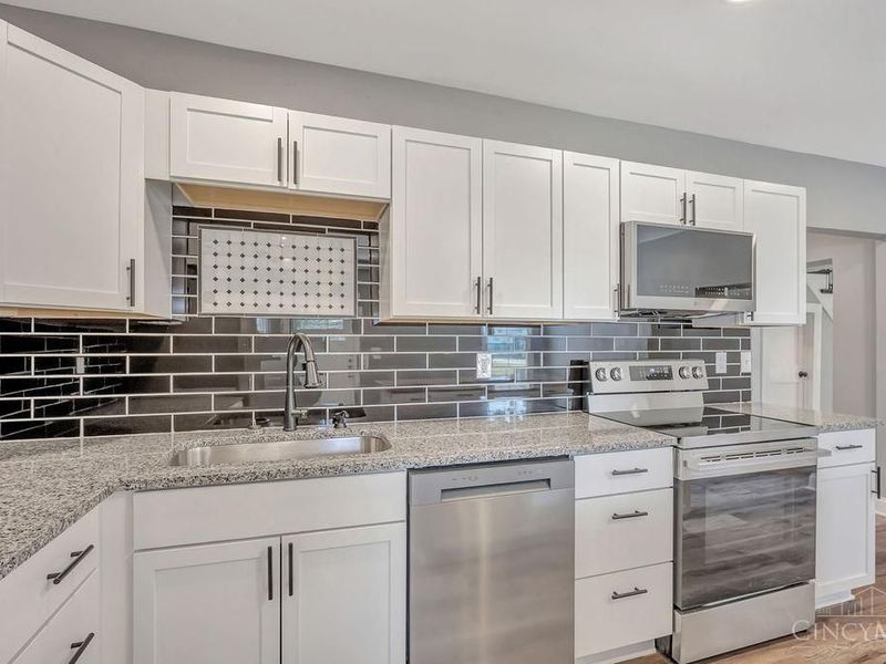 9048 Willey Road, Harrison, OH 45030 Photo 12