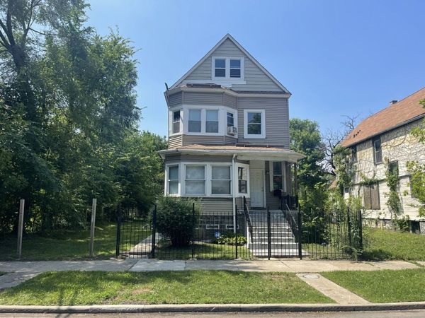 7006 S Normal Boulevard , Chicago, IL 60621