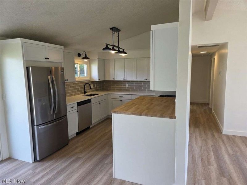 9079 N Plaza Drive, Northfield, OH 44067 Photo 8