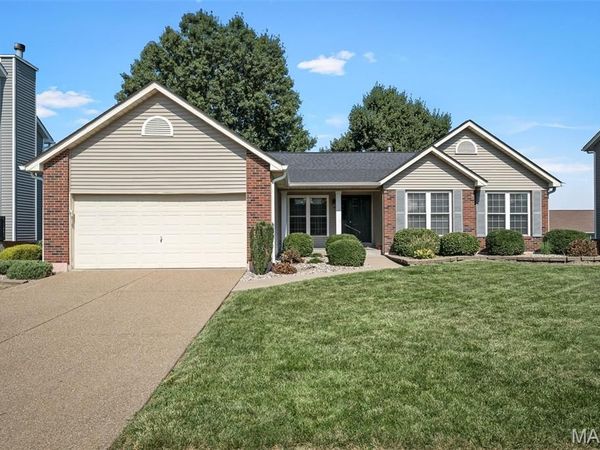 1822 Highgrove Drive, O'Fallon, MO 63366