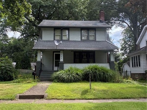 1949 7th Street, Cuyahoga Falls, OH 44221