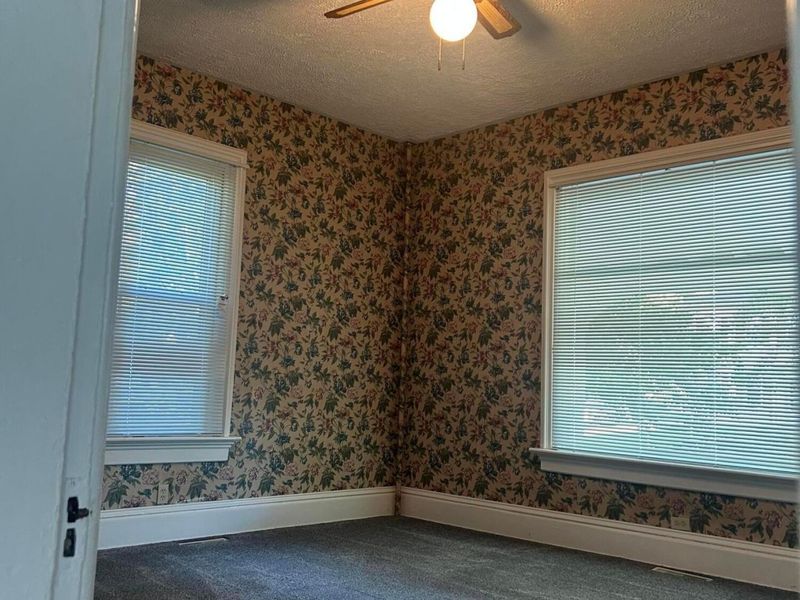 208 N Henry Street N, Unit 208 & 208, Crestline, OH 44827 Photo 5