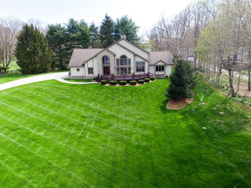 7263 Riverside Drive, Powell, OH 43065 Photo 4