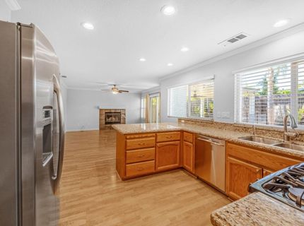 240 Farmington Cir, Roseville, CA 95678 Photo