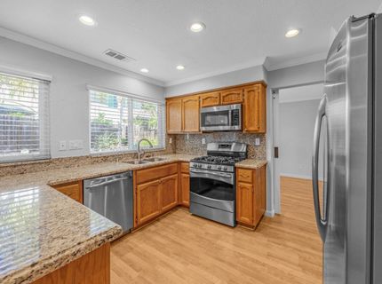 240 Farmington Cir, Roseville, CA 95678 Photo