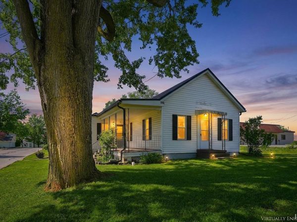 601 W Van Buren Street, Columbia City, IN 46725
