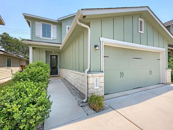 10221 Buster DR, Austin, TX 78748