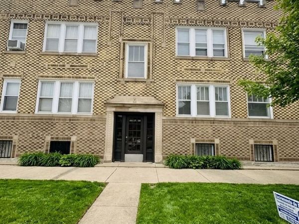 4237 W George Street , Unit 1, Chicago, IL 60641