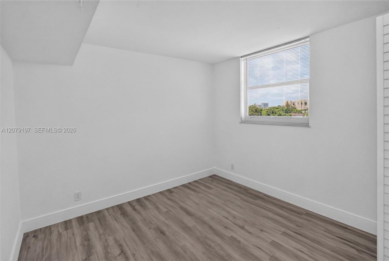 501 SW 1st St, Unit 607, Miami, FL 33130 Photo