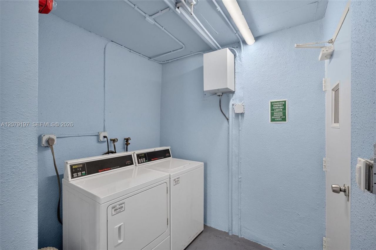 501 SW 1st St, Unit 607, Miami, FL 33130 Photo