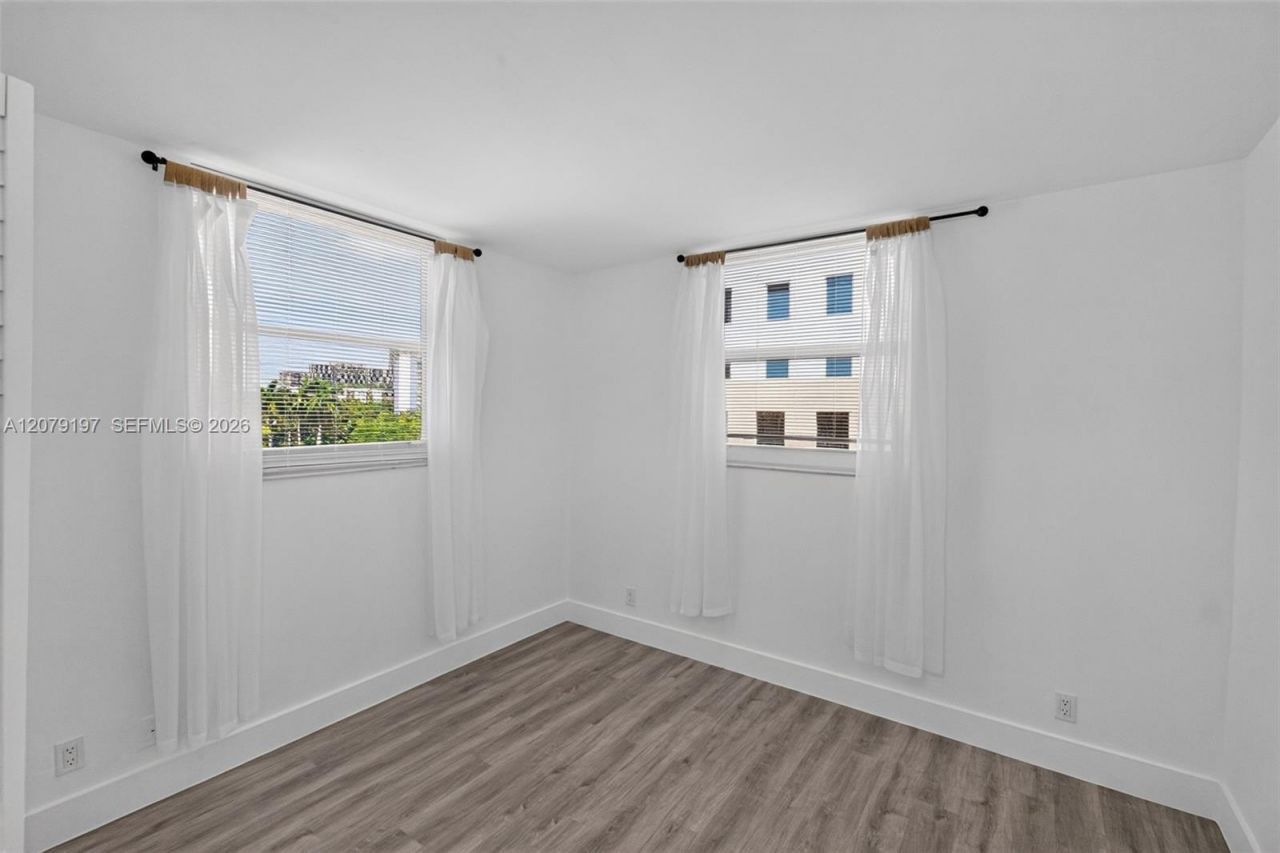 501 SW 1st St, Unit 607, Miami, FL 33130 Photo