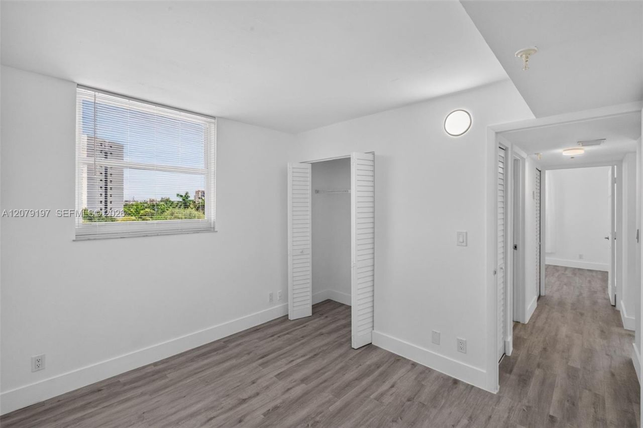 501 SW 1st St, Unit 607, Miami, FL 33130 Photo
