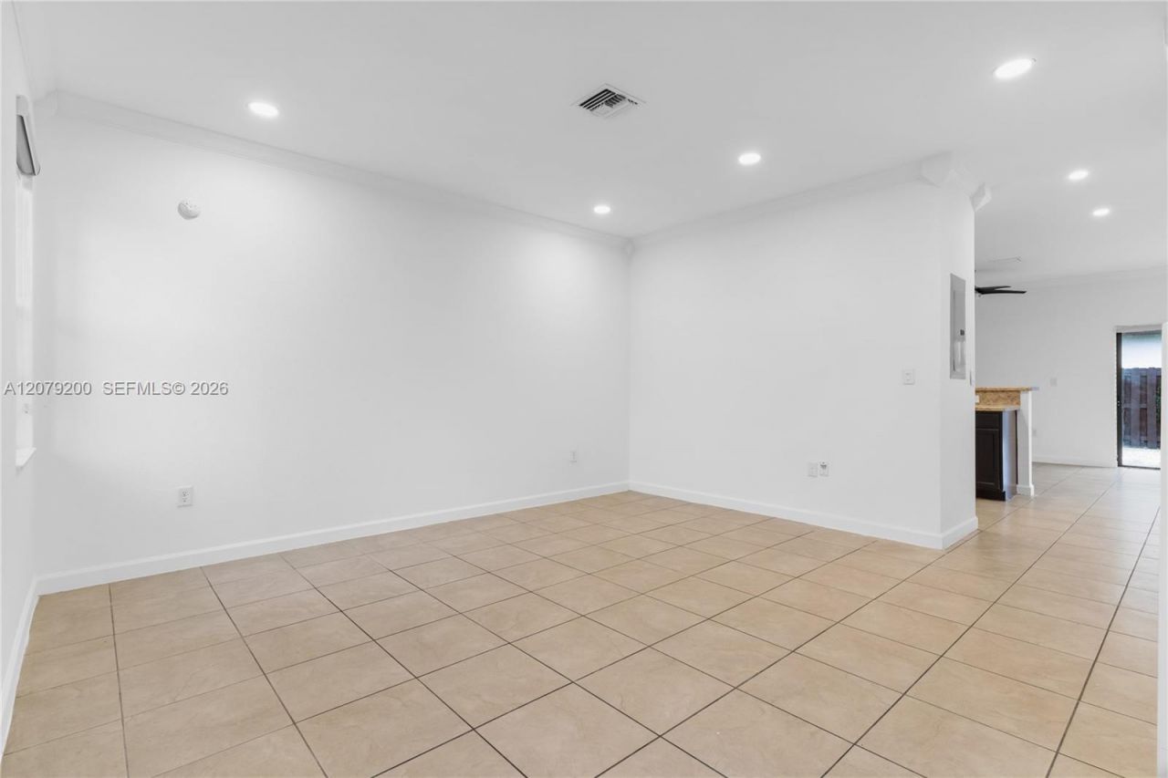 3202 SE 6th St , Homestead, FL 33033 Photo