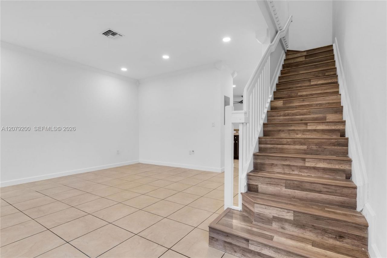 3202 SE 6th St , Homestead, FL 33033 Photo