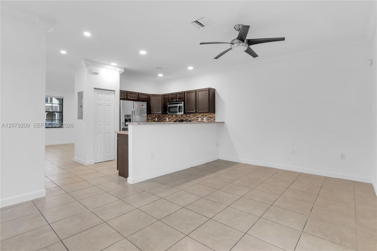 3202 SE 6th St , Homestead, FL 33033 Photo