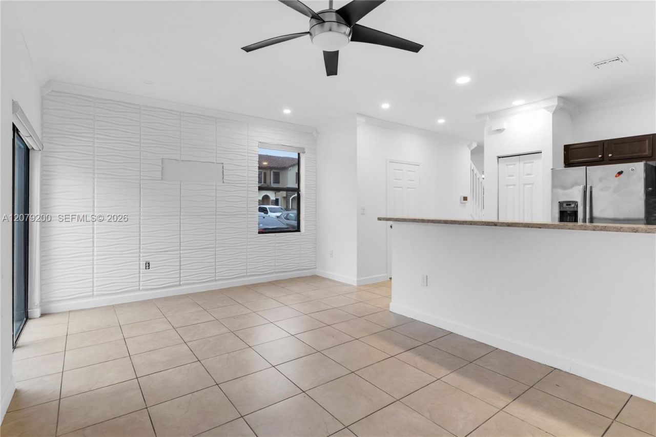 3202 SE 6th St , Homestead, FL 33033 Photo