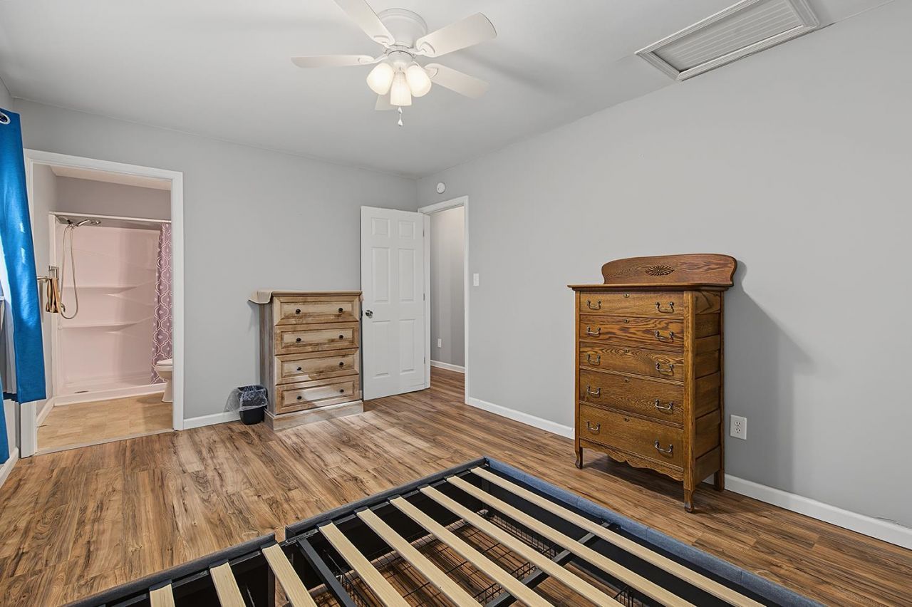 5660 Dogwood Circle  Photo 26