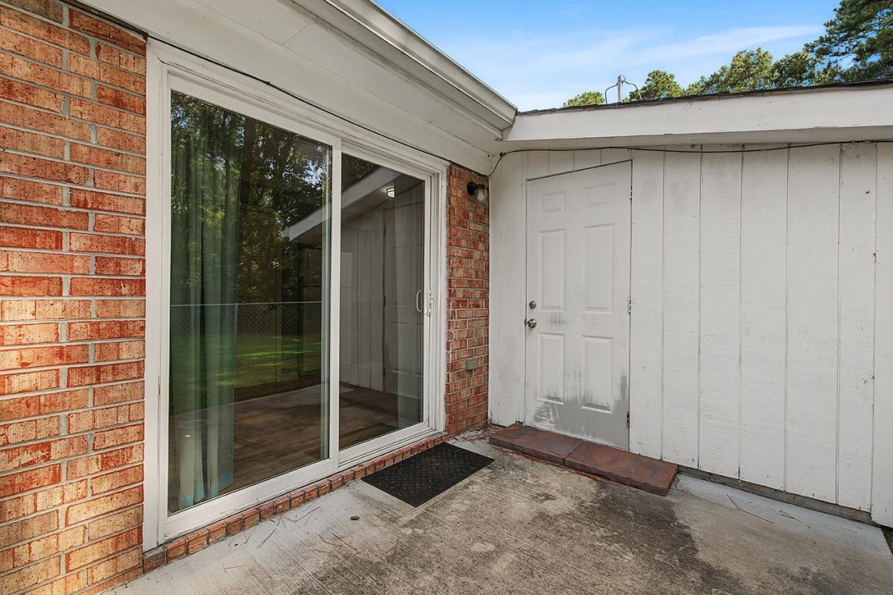 5660 Dogwood Circle  Photo 29