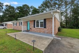 5660 Dogwood Circle  photo 4