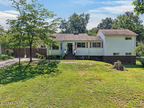 4204 Garden Drive, Knoxville, TN 37918