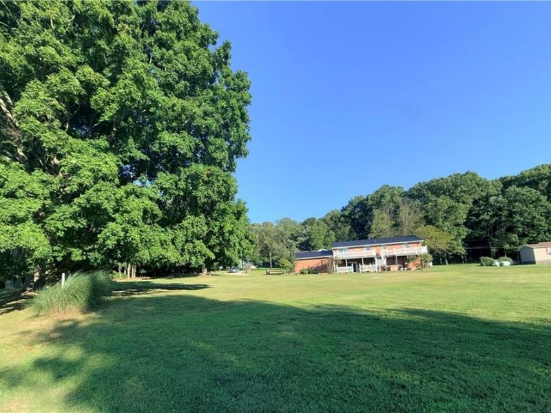 3159 & 3165 University Drive SE, New Philadelphia, OH 44663 Photo 7