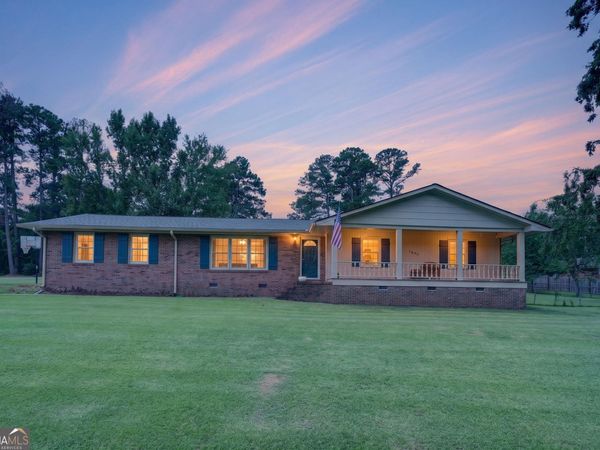 1830 Walnut Avenue NE, Milledgeville, GA 31061
