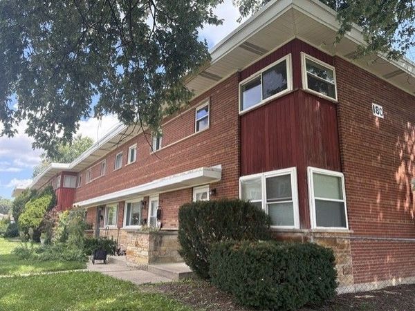180 E Northwest Highway , Unit A, Des Plaines, IL 60016