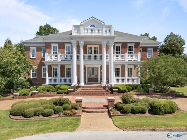 3 Ledge View Drive, Huntsville, AL 35802
