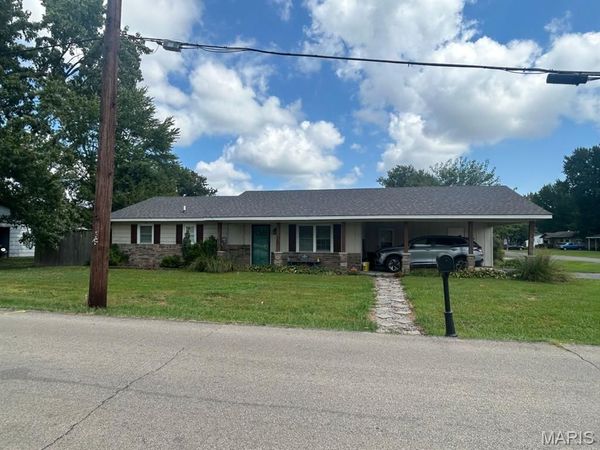 700 N Two Mile Road , Dexter, MO 63841