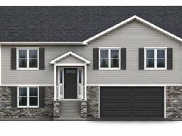 1902 Parker LN, Vinton, VA 24179