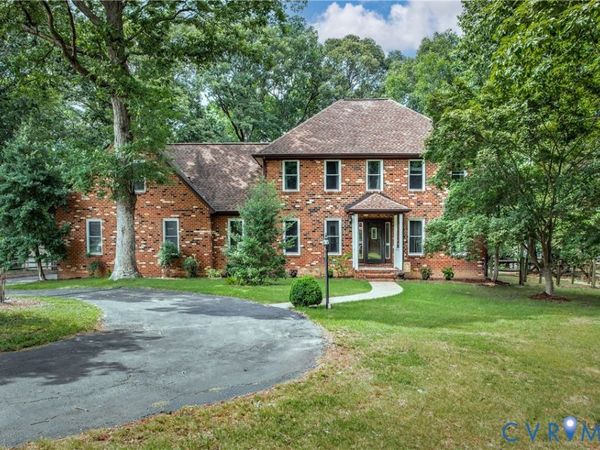 14530 Fox Knoll Drive , South Chesterfield, VA 23834