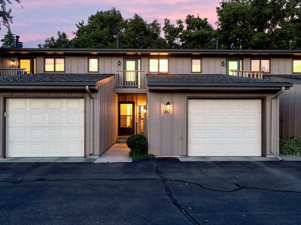 1232 Woodley Street E, Northfield, MN 55057