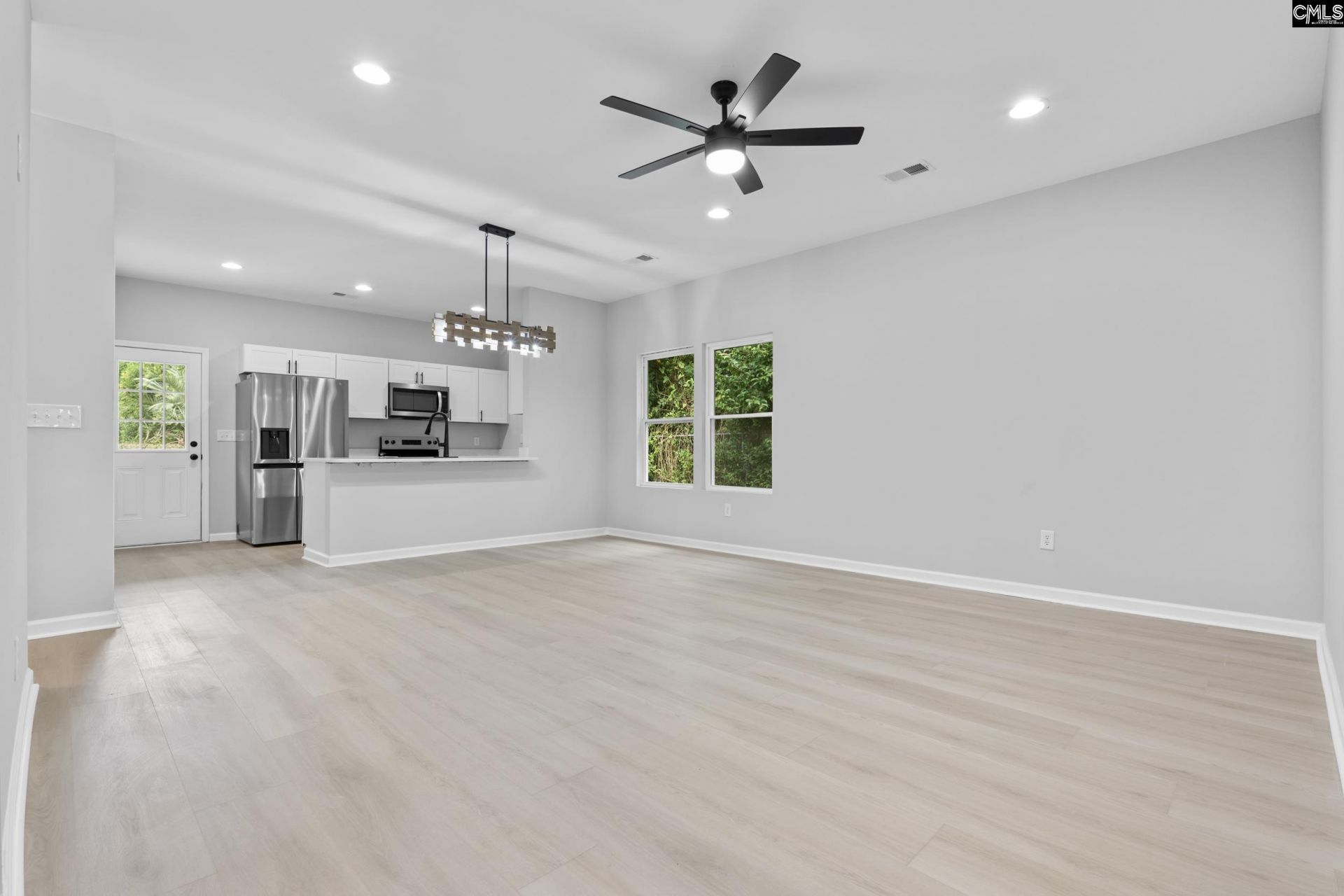 2417 Blue Ridge Terrace Photo 4