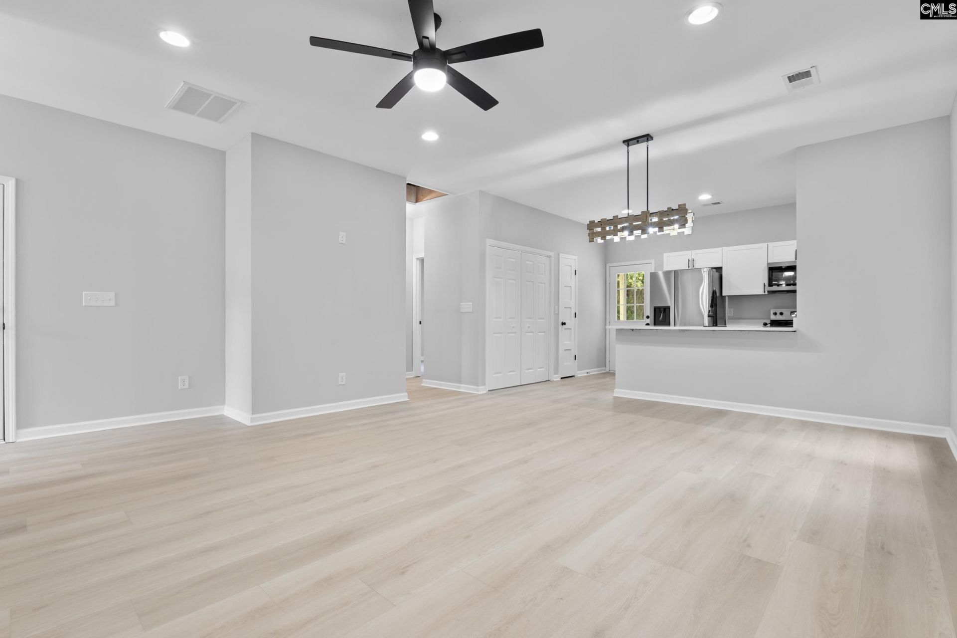 2417 Blue Ridge Terrace Photo 5