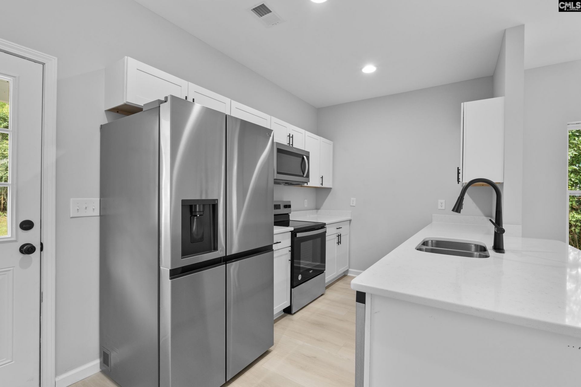 2417 Blue Ridge Terrace Photo 8