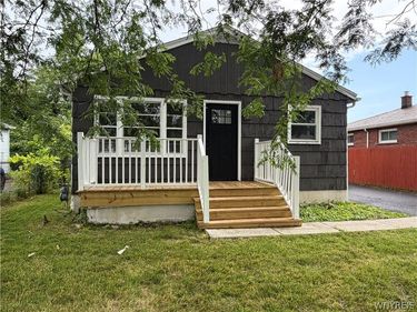 657 72nd Street, Niagara Falls, NY 14304