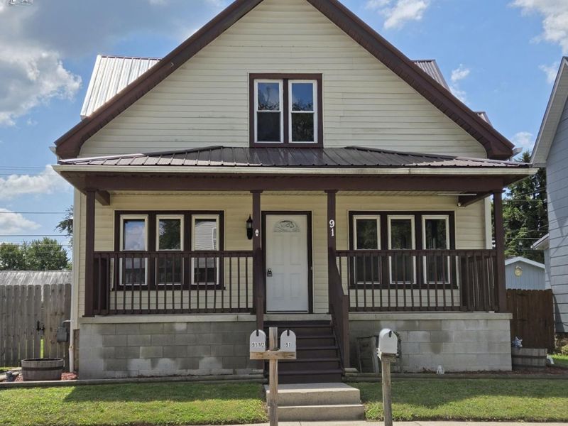 91 1st Avenue, Tiffin, OH 44883 Photo 2