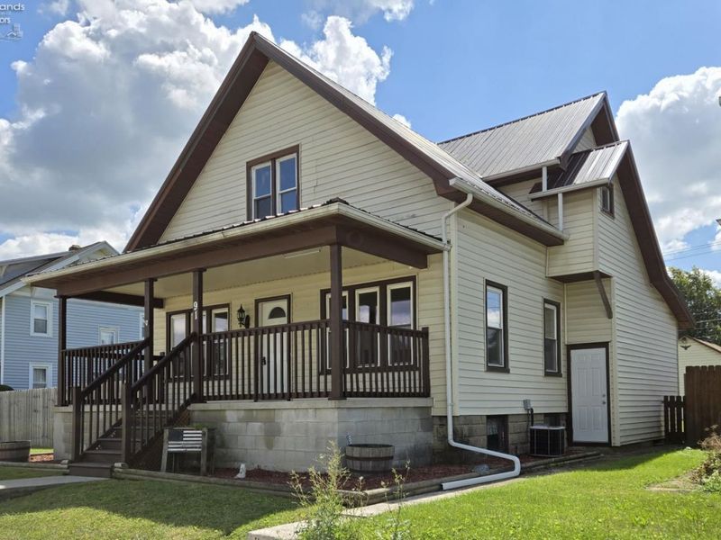 91 1st Avenue, Tiffin, OH 44883 Photo 3