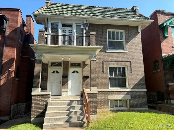 3835 Shaw Boulevard, St Louis, MO 63110
