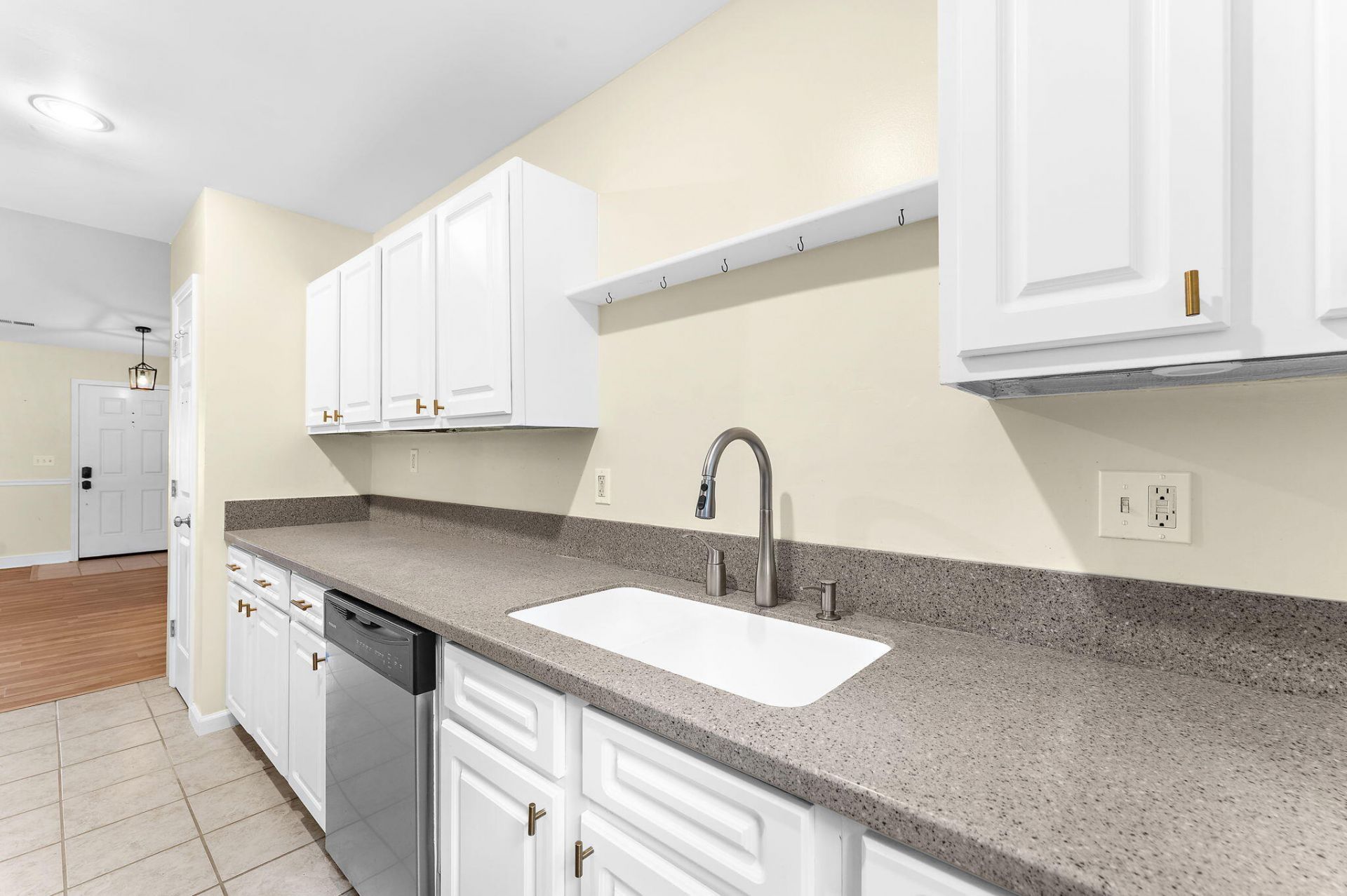 108 New Spring Court Photo 15