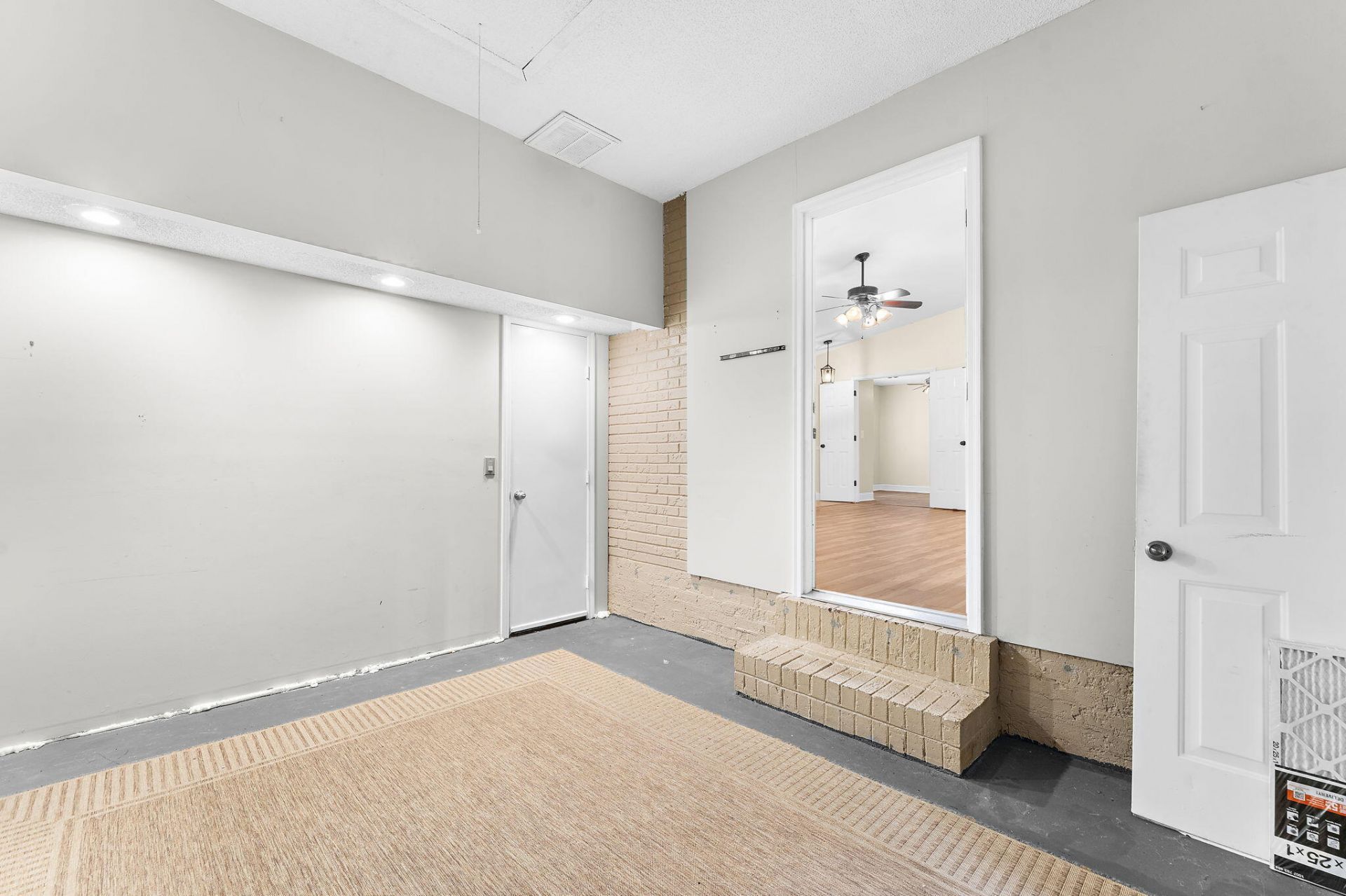 108 New Spring Court Photo 26