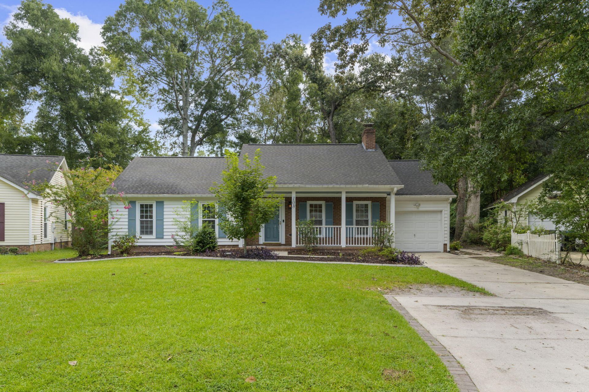 108 New Spring Court Photo 30