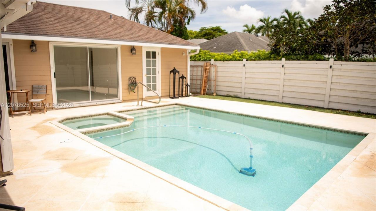 14045 SW 103rd Ter , Miami, FL 33186 Photo