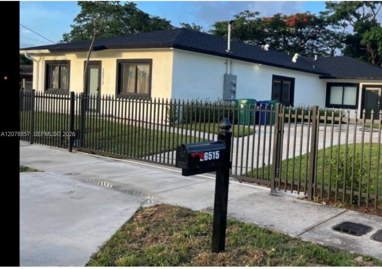 26515 SW 139th Ave, Unit A, Homestead, FL 33032 Photo