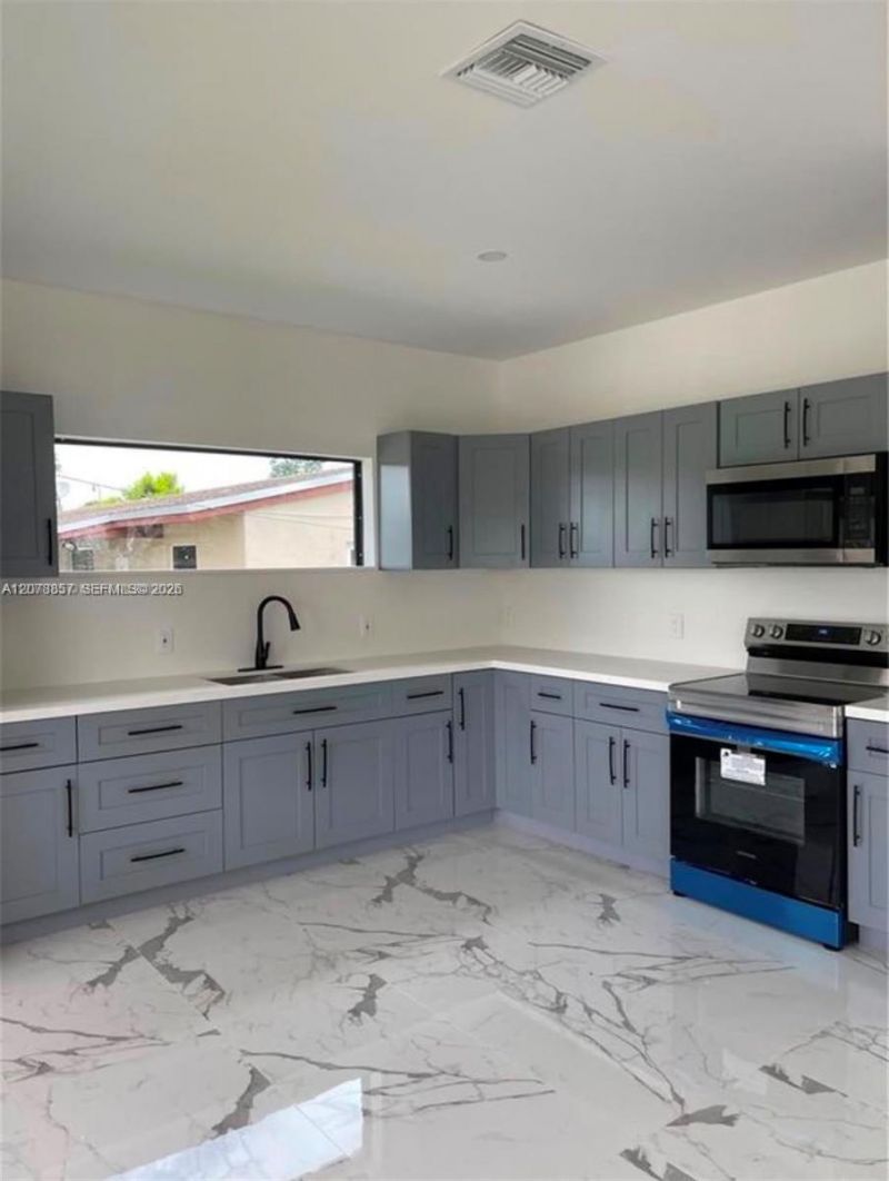 26515 SW 139th Ave, Unit A, Homestead, FL 33032 Photo