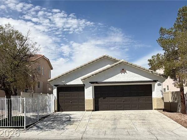 7005 Pacific Coast Street , Las Vegas, NV 89148