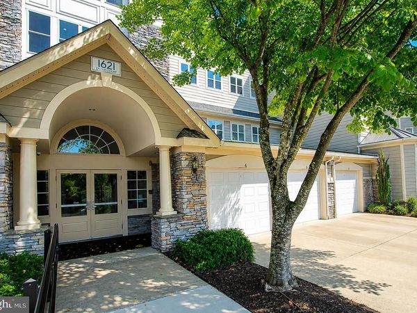 1621 LADUE COURT, Unit 303, WOODBRIDGE, VA 22191