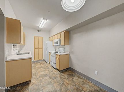 6850 Sharlands Avenue, Unit U1120, Reno, NV 89523 Photo